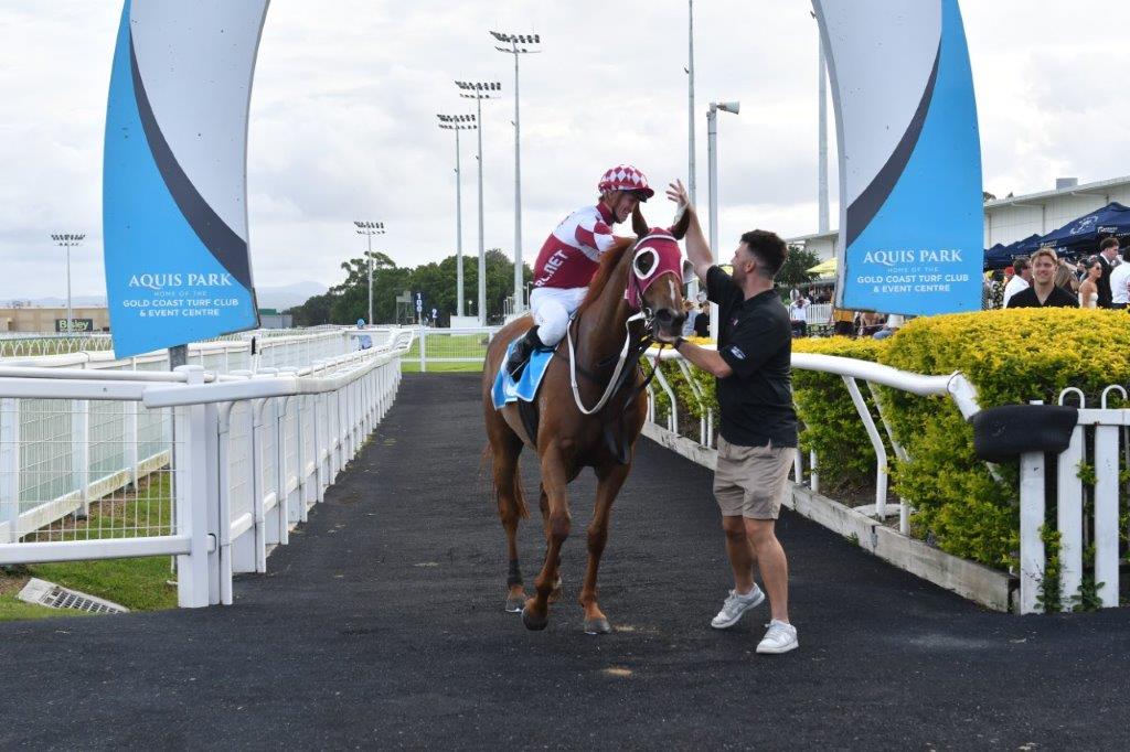 DJ1_2970 Cool Jakey trainer Joe Pride, Brave Pride, Jockey Adam Hyeronimus and TK